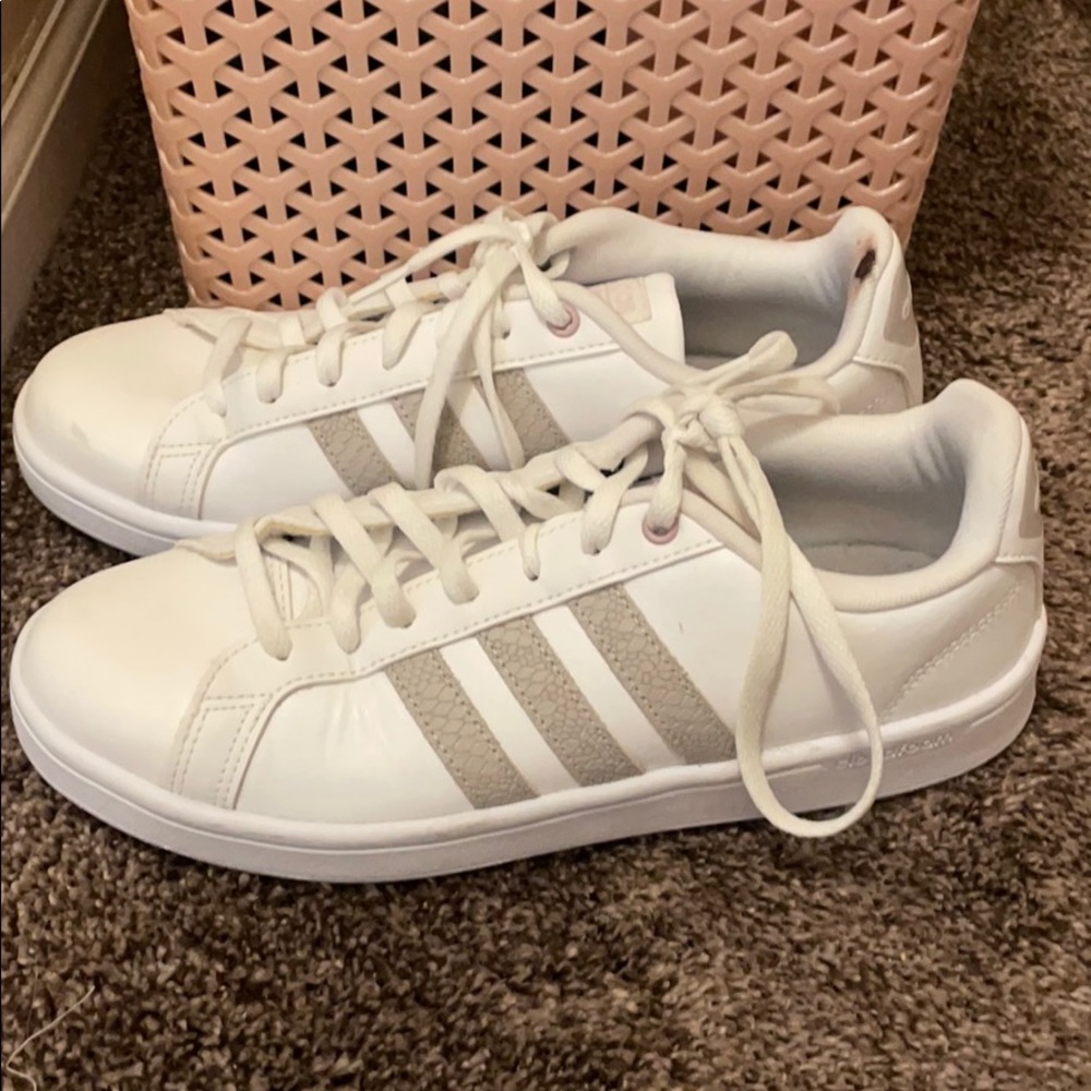Adidas superstars